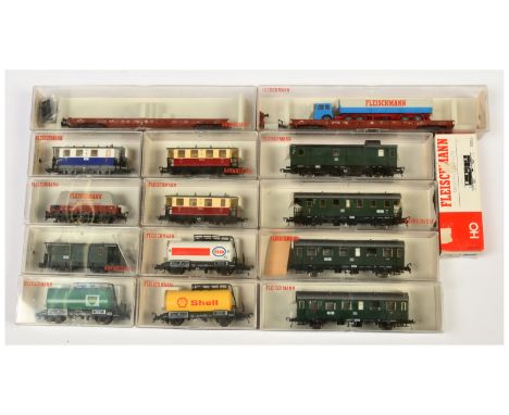 Fleischmann HO Gauge mixed group of HO Gauge 15x Coaches and Wagons to include Ref. 5056 Edelwiess Local Railway White ad Blu