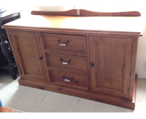 Pine sideboard with blue & white ceramic handles and matching tile inset, 160cm wide.