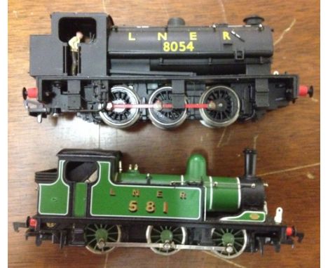 2 x LNER OO gauge tank engine locos by Hornby & Mainline.