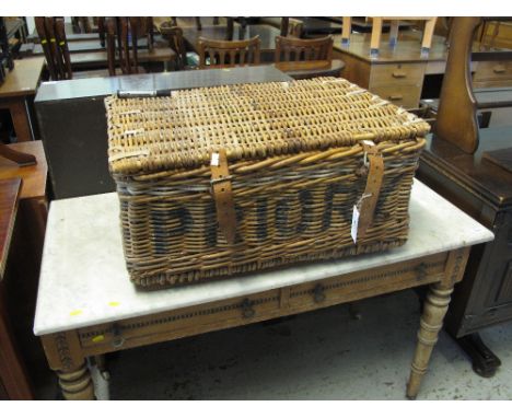 Vintage wicker picnic hamper.