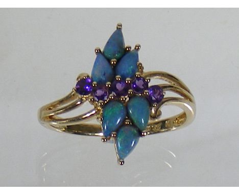 A 9ct Gold Ladies Opal & Amethyst Ring