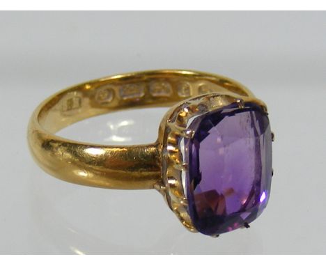 A Ladies 22ct Gold Ring With Amethyst