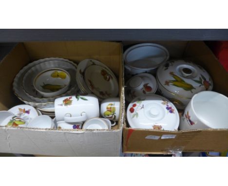 Two boxes of Royal Worcester Evesham **PLEASE NOTE THIS LOT IS NOT ELIGIBLE FOR POSTING AND PACKING** 