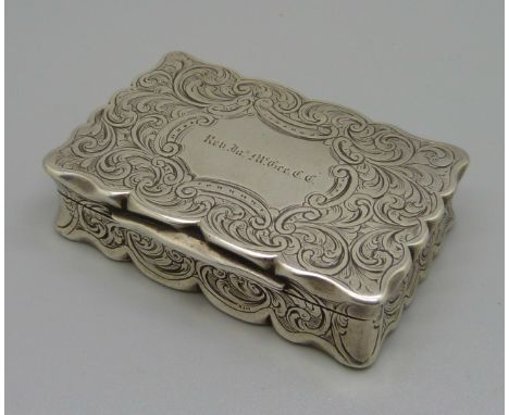 An Alfred Taylor silver snuff box, Birmingham 1857, personalised, 61g, 65mm wide 