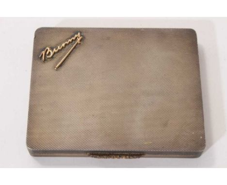 1940s silver ladies cigarette case of rectangular form, with engine turned decoration, silver gilt interior and applied name 