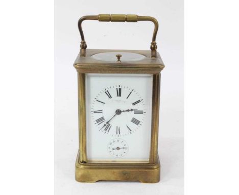 Late 19th / early 20th century brass carriage clock with alarm mechanism 17cm high - with keyCondition report: Good original 