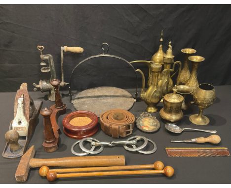 Boxes and Objects - a 19th century cast iron hanging skillet; a pair of Chinese brass ewers; a Record jack plane, other tools
