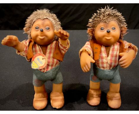 A Steiff Macki figure, 12cm; another (2) 