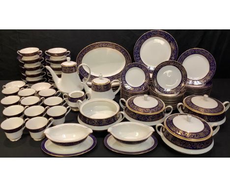 A Noritake Noblesse comprehensive dinner and tea service comprising vegetable dishes, serving plates, dinner plates, dessert 