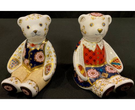 A pair of Royal Crown Derby paperweights, Yorkshire Rose Mummy Bear and Yorkshire Rose Daddy Bear, Peter Jones exclusives, li