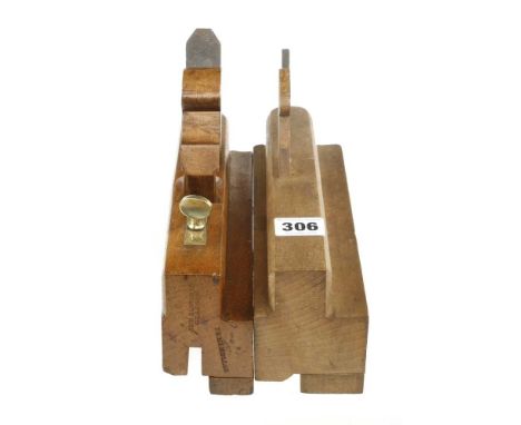 A countercheck sash plane by MALLOCH and a glass check plough by ELSWORTH G++