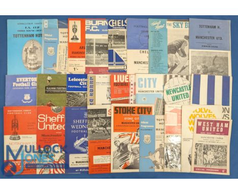 1967/68 Manchester Utd complete league season away match programmes (21) plus Chelsea (pirate) (sl.mark), Spurs (FAC pirate b