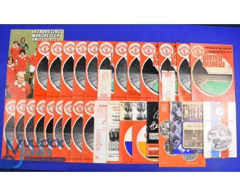 1972/73 Introducing Manchester Utd 1972 (large photographic magazine Sackville Publishing): Manchester Utd complete season ho
