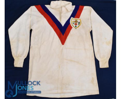 1970 GB R Lge Matchworn Jersey in Australasia: Umbro make, splendid XOS classic GB white jersey with red and blue 'Vs', fine 