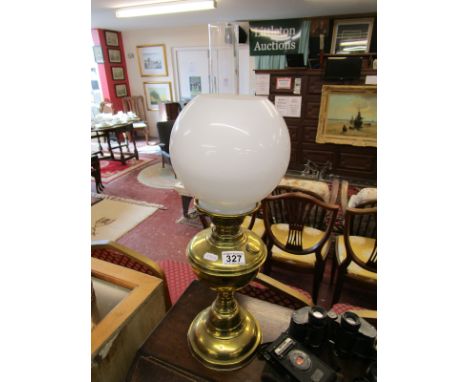 Brass paraffin lamp