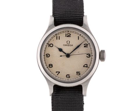 A GENTLEMAN'S STAINLESS STEEL BRITISH MILITARY OMEGA RAF PILOTS WRIST WATCHDATED 1956, WITH WHITE MOD DIALMovement: 16J, manu