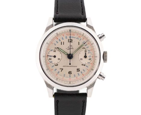 A GENTLEMAN'S LARGE SIZE STAINLESS STEEL NIMER ANTIMAGNETIC WATERPROOF CHRONOGRAPH WRIST WATCHCIRCA 1940s, WITH SPILLMAN CASE