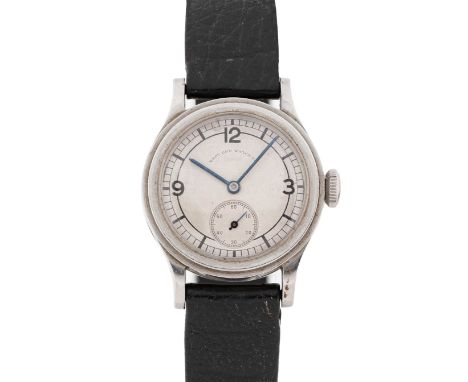 A GENTLEMAN'S STAINLESS STEEL LONGINES "TRE TACCHE" WRIST WATCHCIRCA 1940, REF. 6016 WITH SECTOR DIAL, RETAILED BY WEST END W
