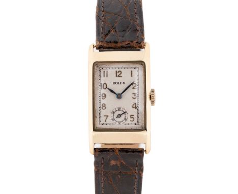 A GENTLEMAN'S SIZE 9CT SOLID GOLD RECTANGULAR ROLEX WRIST WATCHCIRCA 1930s, REF. 2356Movement: 15J, manual wind, signed Rolex