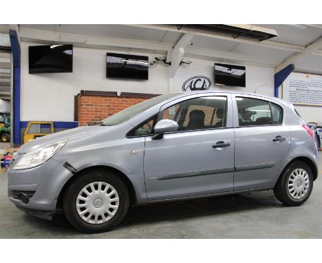Make &amp; Model: Vauxhall Corsa Life A/C CDTIDate of Reg: ST57 SZOColour: Silvercc: 1248MoT: 08-01-2023Fuel Type: DIESELMile