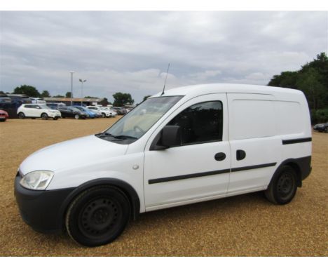 Make &amp; Model: Vauxhall Combo 1700 CDTIDate of Reg: FL58 UHSColour: Whitecc: 1686MoT: 06-10-2022Fuel Type: DIESELMileage: 