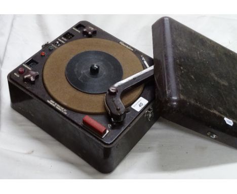 A Recordon vinyl audio recorder circa 1930s, case width 11.5".