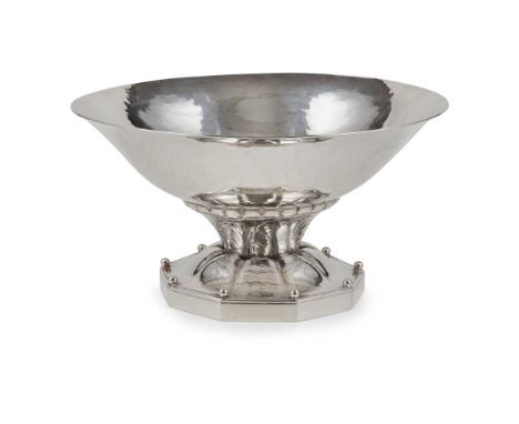 sterling silver, stamped marks GEORG JENSEN/ 181 and import hallmarks for London 192611.5cm diameter