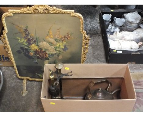 A VINTAGE COPPER KETTLE TOGETHER WITH A COMPANION SET, FIRESCREEN ETC. 