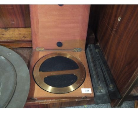 A MAHOGANY CASED VINTAGE STANLEY. GREAT TURNSTILE, HOLBORM, LONDON PROTRACTOR TOGETHER WITH A STANLEY SLIDING SHIPS RULE AND 