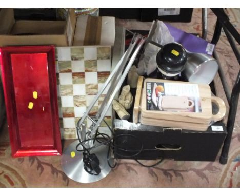 A QUANTITY OF ASSORTED HOUSEHOLD SUNDRIES TO INCLUDE AN ONYX CHESS BOARD, MODERN ANGLE POISE LAMP, HOMEPRIDE FRED ETC.  