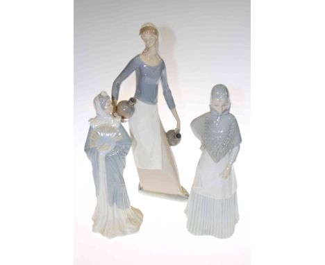 Two Nao figures of Ladies together with another Spanish figure (3)