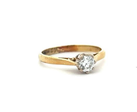 A hallmarked 18ct yellow gold diamond solitaire ring of approx 0.25ct, size H. Weight 1.72g. Please see the buyer's terms and
