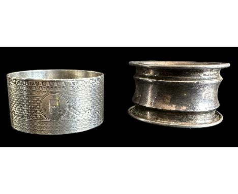 Docker &amp; Burn silver napkin ring engraved with letter ‘F’ to the front and inscribed ‘Christmas 1928’ to the interior, ha