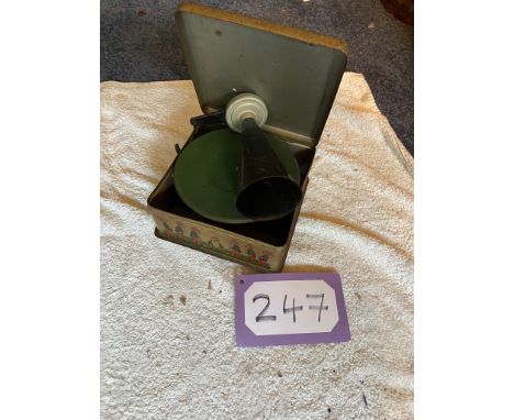 Bing Pigmy phone, record player, play worn 