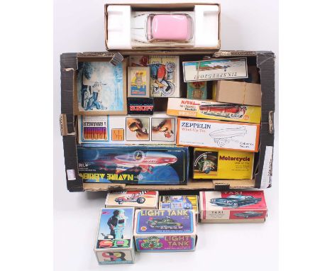 Box containing a quantity of various reproduction tin plate boxed mostly Chinese manufacture examples, to include a Spark Rob