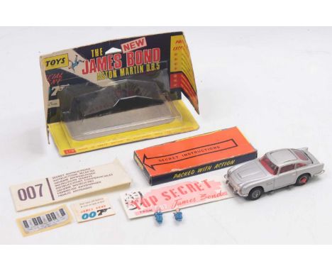 Corgi Toys No. 270 James Bond NEW Aston Martin DB5, silver (larger body than 261), revolving plates and tyre slashers on rear