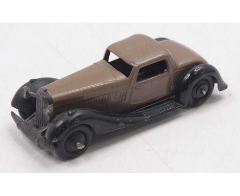 Dinky Toys, 36B Bentley 2-seater sports, fawn with black wings and moulded chassis (VG)