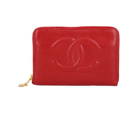 CHANEL VINTAGE Brieftasche, Koll. 1996-1997. Kaviar Leder in Rot mit goldfarbener Hardware. Front mit CC-Logo Steppung, Haupt