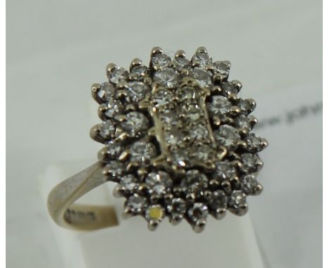 Ladies 18ct White gold diamond cluster ring. Total weight:6.14g size:J 