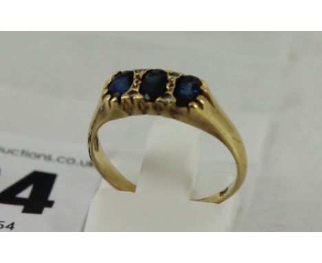 9ct 2g size: M blue stone ring   