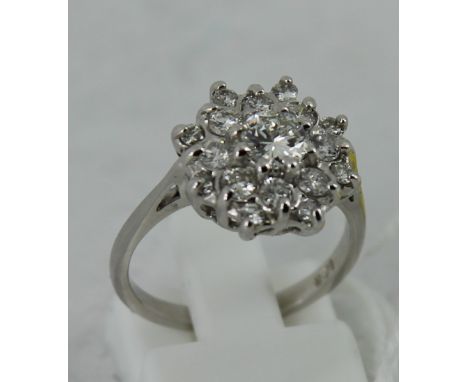 White gold diamond cluster ring size: L 