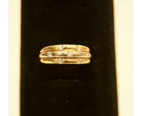 18ct gold 3 band 7 diamond ring approx 0.05ct each 6.42g size: N 