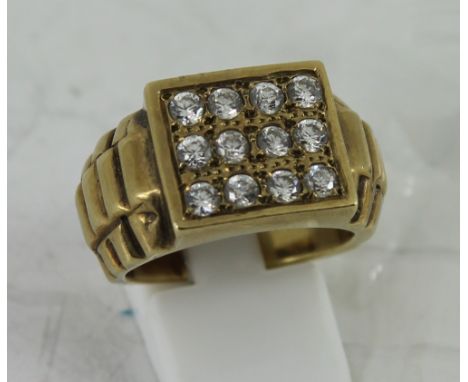 Mens 9ct yellow gold ring with CZ 17g size: T/U  