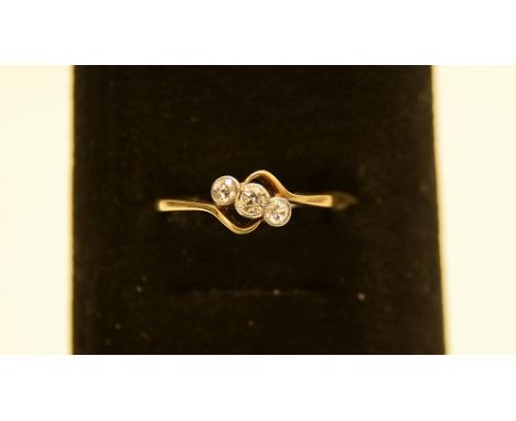 18ct gold stone diamond ring approx 0.10ct each 2.13g size: L/M 