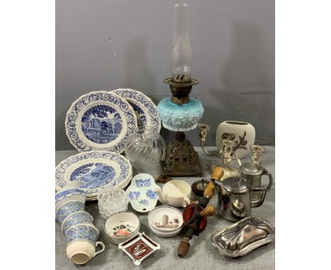 MIXED CHINA, EPNS &amp; OTHER COLLECTABLES GROUP to include a Victorian oil lamp with blue milk glass font on a pierced cast 