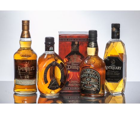 DEWARS 12 YEAR OLD SPECIAL RESERVE
Blended Scotch Whisky, 750ml, 43% volume.
CHIVAS REGAL 12 YEAR OLD
Blended Scotch Whisky, 