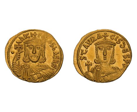  802-811 AD. Solidus, 4.44gg (6h). Constantinople. Obv: nICI FOROS bASILE' Bust facing, with short beard, wearing crown and c