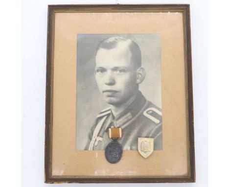 WWII German Soldiers Mementos of his time serving on the Siegfried Line. photograph, West wall Medal, Tunic Ribbon, and early