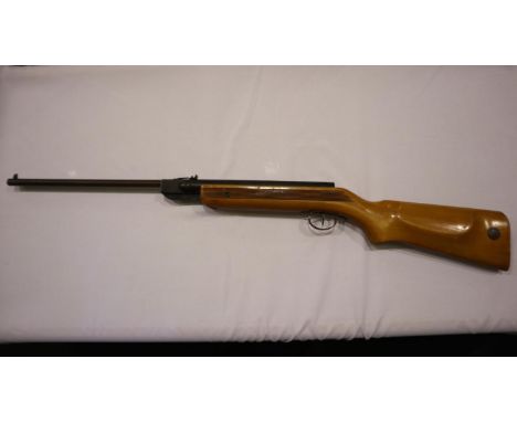 Jelly vintage .177 air rifle, in working order. UK P&amp;P Group 3 (£30+VAT for the first lot and £8+VAT for subsequent lots)