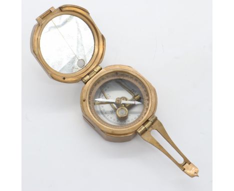 An early 20th century brass cased navigation compass, no visible marks. UK P&amp;P Group 1 (£16+VAT for the first lot and £2+